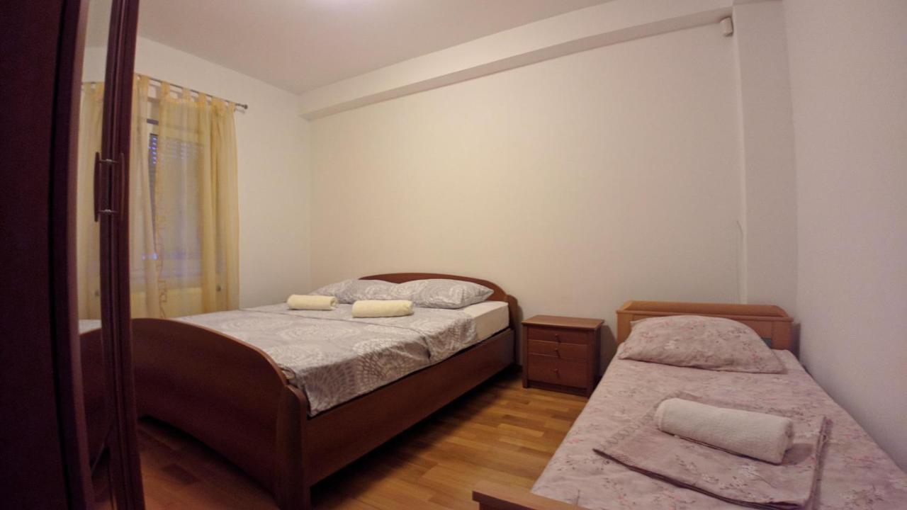 Holiday Home Rozic - Villa With Private Seasonal Heated Pool Μόσταρ Εξωτερικό φωτογραφία